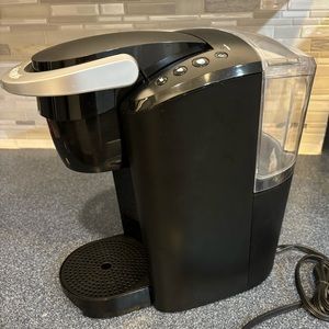 Keurig K-Compact Single-Serve K-Cup Pod Coffee Maker, Black